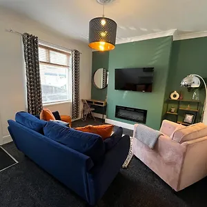 https://hilton-house.yorkshirehotels.net